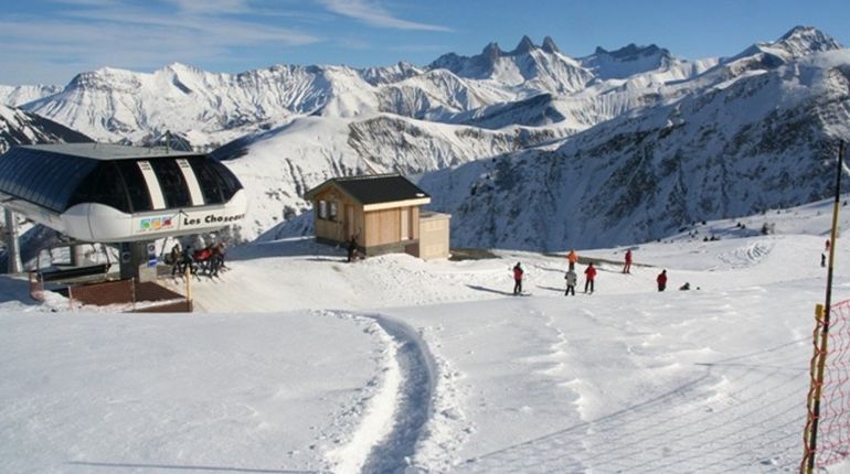Les sybelles skigebiet bergstation
