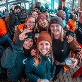 Après Ski Schirmbar Spaß Gruppenreise