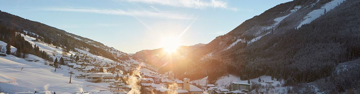 Skiurlaub Saalbach Hinterglemm  Sonnenaufgang