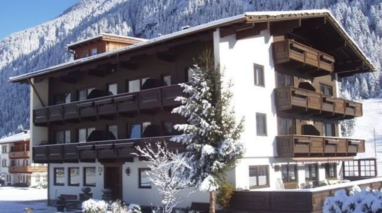 Mayrhofen Pension